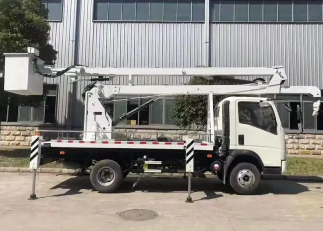 HOWO 16m-18m Truck Mounted Insulated Aerial Lift Truck for Philippines