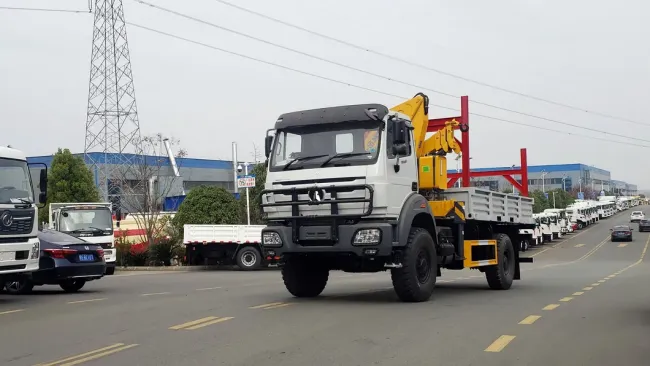 Dongfeng 8-12t Heavy Duty Truck Mounted Crane Factory Price for Sale