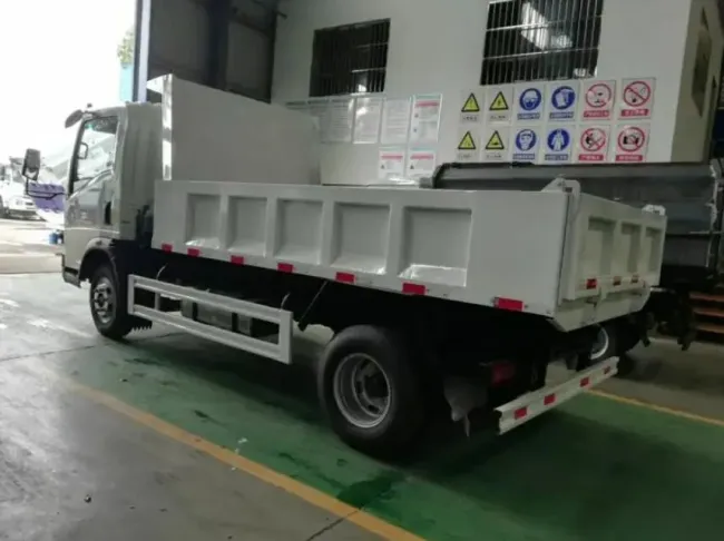 HOWO 5 Ton Tipper Dump Truck Hydraulic Lift