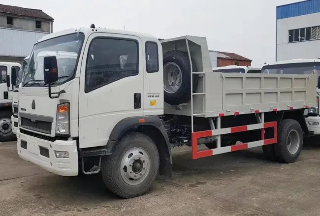 Sinotruck HOWO Light Duty 4X2 Tipper / Dumper / Dump Truck 130HP Non Mini FAW Beiben Foton Pick up Cargo Truck