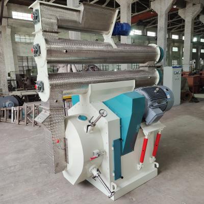 China 3 To 5tph 30kw Ring Pellet Mill Poultry Chicken Feed Processing Machine for sale