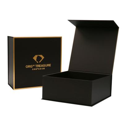 China Luxury Gold Foil Stamping Black Empty Presentation Card Packaging Gift Boxes With Magnetic Lid for sale