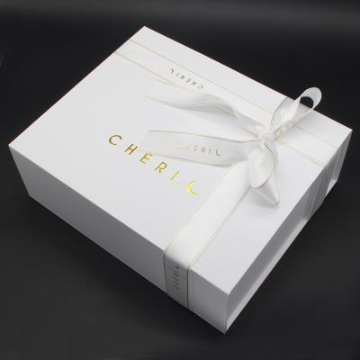 China Printed Paper Luxury Wedding Gown Dress Packaging Gift Box for sale