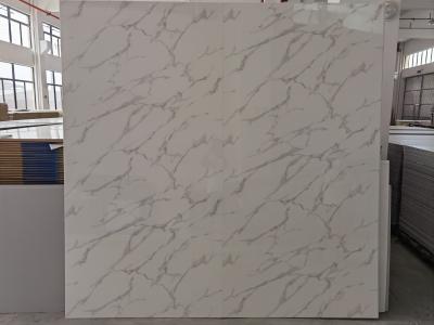 Chine Largeur de 100 cm Panneaux muraux en PVC décoratifs Modèle en marbre Isolation thermique élevée à vendre