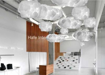 China El acontecimiento publicitario inflable de cuero del algodón estructura la decoración 120 cm de la nube en venta
