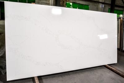 China Polishing White Calacatta Engineered Quartz Stone Kitchen Countertop hotsale for sale