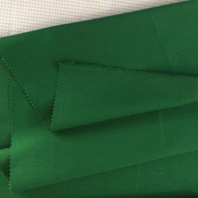 Chine 65 Polyester 35 Vêtements de travail en coton TC Tissu de poplin 120*60 à vendre
