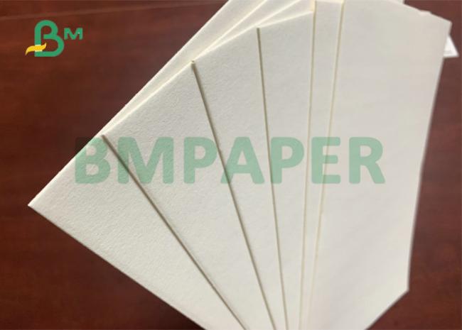 0.6mm 0.7mm 1mm Water Absorption White Blotting Paper Uncoated 0.6mm 0.7mm 1mm Water Absorption White Blotting Paper Uncoated
