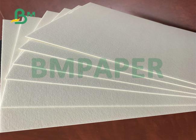 0.6mm 0.7mm 1mm Water Absorption White Blotting Paper Uncoated 0.6mm 0.7mm 1mm Water Absorption White Blotting Paper Uncoated