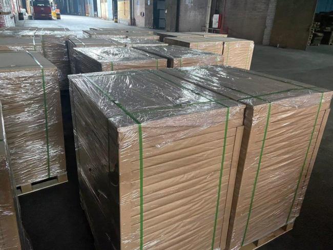 128GSM 140gsm Glossy Coated Couche Art Paper For Magazine 720 x 1020mm 128GSM 140gsm Glossy Coated Couche Art Paper For Magazine 720 x 1020mm