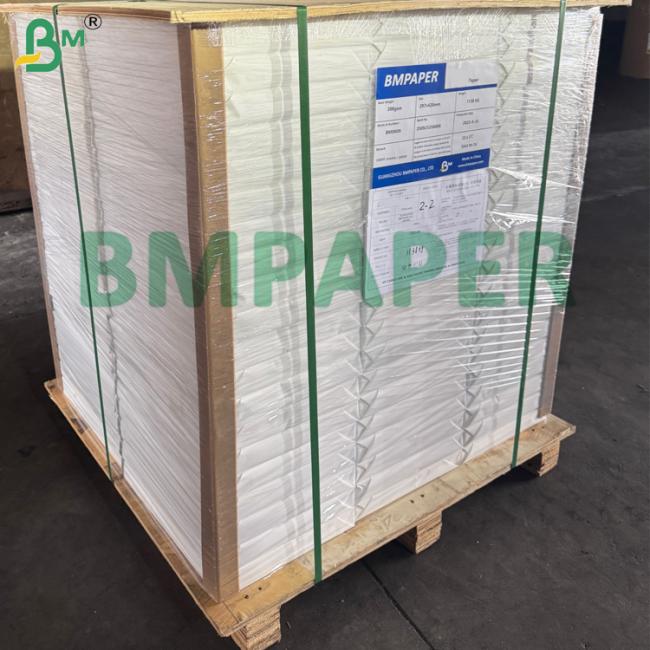 38 - 90gsm White Glassine Paper For Food Packaging Grease & Oil Resistance 38 - 90gsm White Glassine Paper For Food Packaging Grease & Oil Resistance