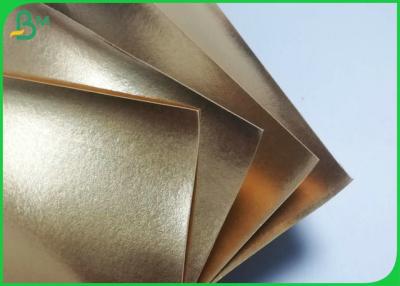 Китай 150cm * 110 дворов бумаги доказательства воды 0.55mm золотой для сумок или сумок хранения продается