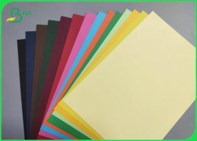 Chine carton coloré jaune rouge de bonne rigidité de 180gsm 230gsm pour le papier d'origami de Diy à vendre