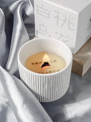 中国 Stress Relief Minimalist Aromatherapy Scented Candle For Home Long Lasting Burning 販売のため