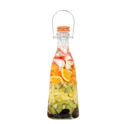 China BPA Free 1000ml Glass Beverage Bottle With Clip Top Impact Resistance for sale