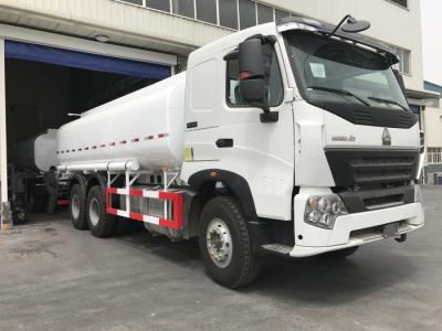 China RHD Heavy Duty Oil Tanker Lorry For Transportation Multicolor Optional for sale