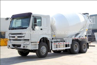 China 12cbm Tanker Cement Mixer Lorry High Collision Resistance With Hydraulic System for sale