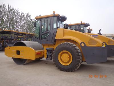China 14T Drum Roller Compactor Road Maintenance Machinery With XCMG Axle XS143J 14T for sale