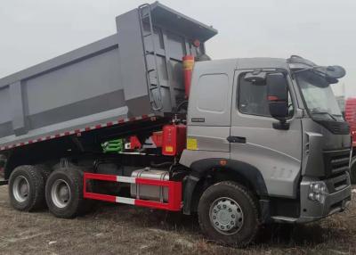 中国 Howo 6x4 A7のダンプカー トラック3の車軸ダンプ トラックのダンプカー トラック60トンのダンプ トラック 販売のため
