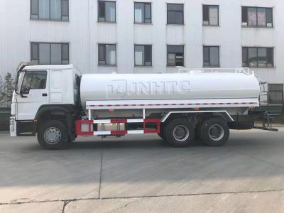 China Camión del tanque de la regadera del petrolero de Bowser del agua de Sinotruk HOWO 6X4 371HP 20m3 en venta