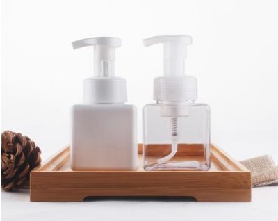 China El FDA ACARICIA la botella del dispensador del jabón de la mano que hace espuma con 650ml de empaquetado cosmético vacío en venta