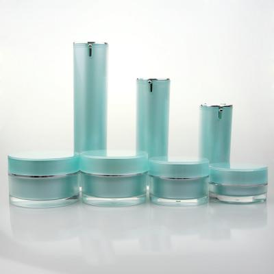 China El OEM diseña el embalaje cosmético plástico privado de aire de las botellas 15ml 30ml 50ml del cosmético para la crema gruesa en venta