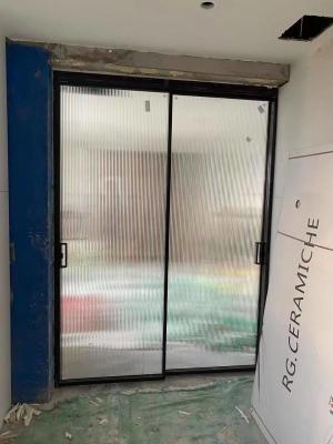 中国 天候防護 アルミ スライディング フライスクリーン ドア 家 / オフィス 販売のため