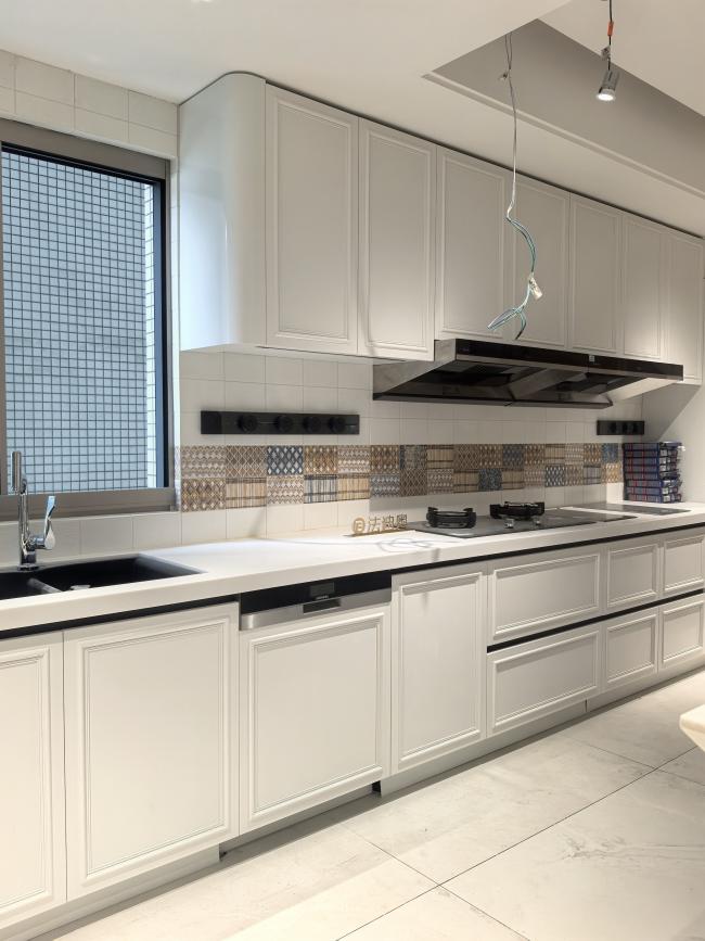 Fadior Full Stainless Steel Custom Kitchen Cabinet - Elegant White & Mint Green, Island Layout - feature detail