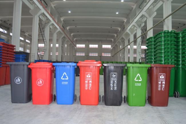 100l, 120l, 240l HDPE eco-friendly plastic dustbin with wheels and lid for park and street
