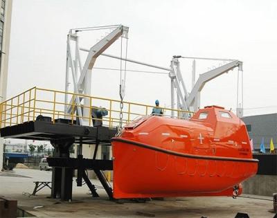 China SOLAS 25 Person Capacity Fiberglass Totally Enclosed Lifeboat 5-12m for Marine Use for sale