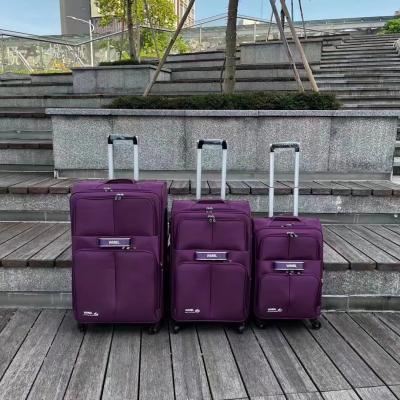 Китай Упорный мелкий тканевый чемодан с резьбой, тканевой багаж на колесах продается