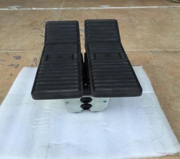 China Peças sobresselentes hidráulicas da válvula do pedal de DOOSAN para a maquinaria da máquina escavadora à venda