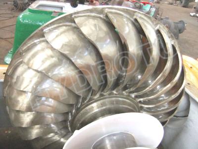 Chine Haute turbine hydraulique de turbine de Turgo de vitesse spécifique/eau de Turgo avec le diamètre de coureur d'acier inoxydable en-dessous de 1.5m à vendre