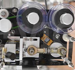 Automatic Granule Weighing Nut Chocolate Bean Food Packaging Machine