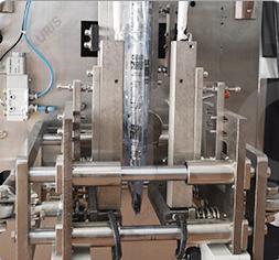 Automatic Granule Weighing Nut Chocolate Bean Food Packaging Machine