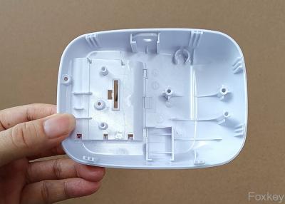 China Caixa de plástico de PC branco para dispositivo eletrônico Esfigmomanômetro de pressão arterial à venda