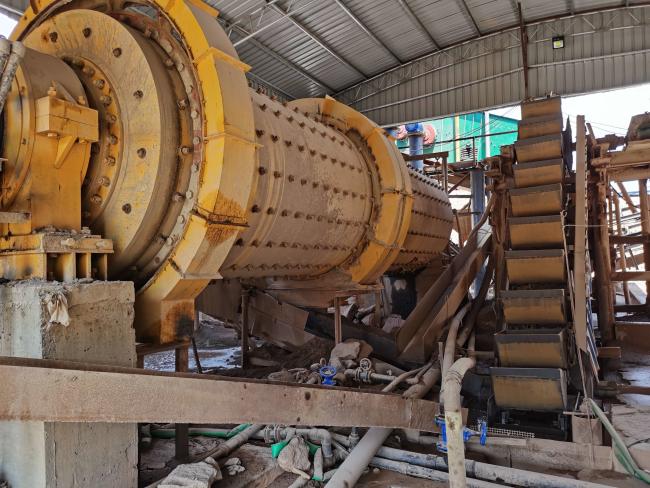Industrial ball mill sand machine processing quartz stone