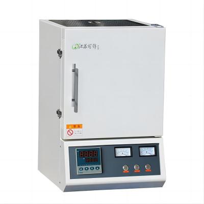 China temperatura alta eléctrica del laboratorio encajonado del horno del tratamiento térmico 1200C con el alambre de resistencia en venta
