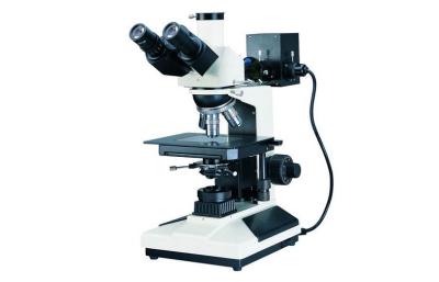China Microscópio metalúrgico 5X 10X 40X 60X de Trinocular Digital com o ocular largo do campo à venda
