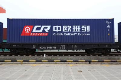 China DDP DDU Logística de transporte terrestre de mercadorias da China para a porta à venda