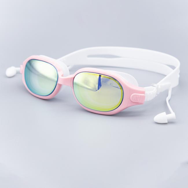Swimming goggles in use