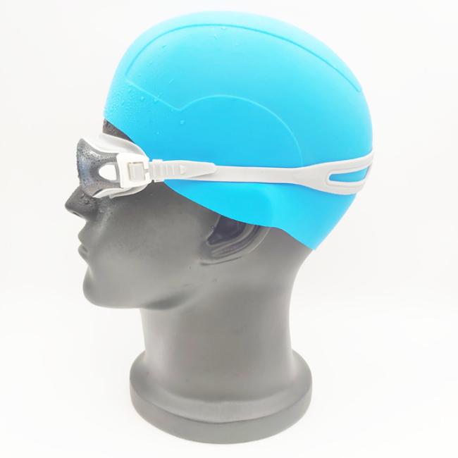 Racing mirrored swimming goggles close-up