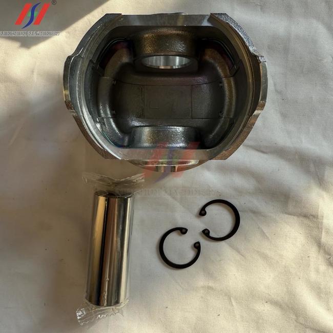 Kubota D1503 Piston STD Ø83 1G770-2110 Close-up