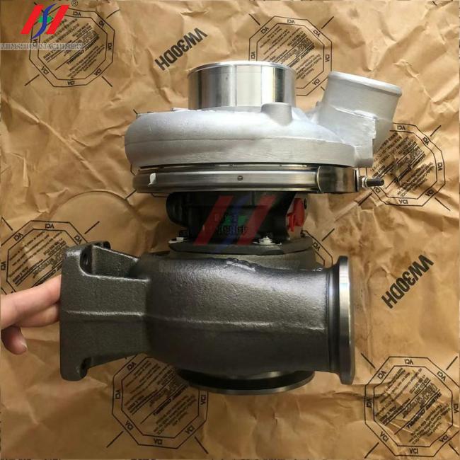 457-3636 Side view of diesel engine turbocharger