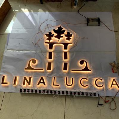 China Outdoor Light Up 3d Letter Sign Acrylic Lettering Signage 304# Stainless Steel 3cm for sale