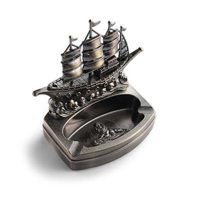 China Sailboat Design 125*110*60mm Metal Pocket Ashtray Dust Proof for sale