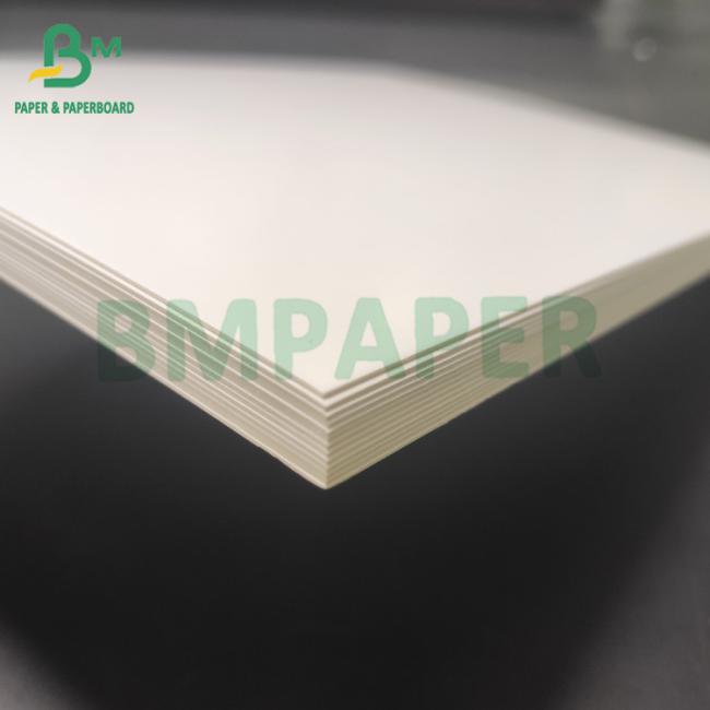 Medium* level of oil and grease resistance Without any intentionally added per/polyfluoralkyl substances (PFAS) Does not require polymer extrusion Suitable for food contact in the U.S., Canada, Germany and the EU Medium* level of oil and grease resistance Without any intentionally added per/polyfluoralkyl substances (PFAS) Does not require polymer extrusion Suitable for food contact in the U.S., Canada, Germany and the EU
