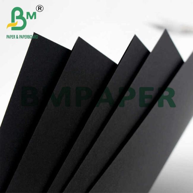 Cardboard Doubel Sided 200GSM 640 X 920MM Black For Various Gift Boxes Cardboard Doubel Sided 200GSM 640 X 920MM Black For Various Gift Boxes
