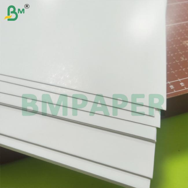 Food packaging, such as fast food boxes, packaging for baked products, and packaging for frozen foods, can effectively prevent the damage to the packaging caused by oil or water, thus maintaining the freshness of the food. 2. Catering Industry: Materials used for packaging napkins, disposable tableware pads, and various restaurant utensils. 3. Chemical product packaging: The inner and outer packaging of products such as chemicals, lubricants, oils, and chemical materials, to prevent the contents from being contaminated and also to protect users from direct contact with harmful chemical components. 4. Electronic product packaging: In the packaging of electronic components, precision instruments, etc., anti-oil white long paper can provide a dry and hygienic packaging environment. Food packaging, such as fast food boxes, packaging for baked products, and packaging for frozen foods, can effectively prevent the damage to the packaging caused by oil or water, thus maintaining the freshness of the food. 2. Catering Industry: Materials used for packaging napkins, disposable tableware pads, and various restaurant utensils. 3. Chemical product packaging: The inner and outer packaging of products such as chemicals, lubricants, oils, and chemical materials, to prevent the contents from being contaminated and also to protect users from direct contact with harmful chemical components. 4. Electronic product packaging: In the packaging of electronic components, precision instruments, etc., anti-oil white long paper can provide a dry and hygienic packaging environment.