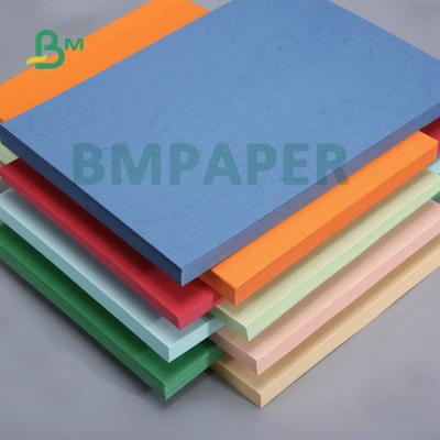 中国 A3 A4 180gr 200gr Offset Printing Embossed Leather Grain Cover Cardboard For Cover Binding 販売のため